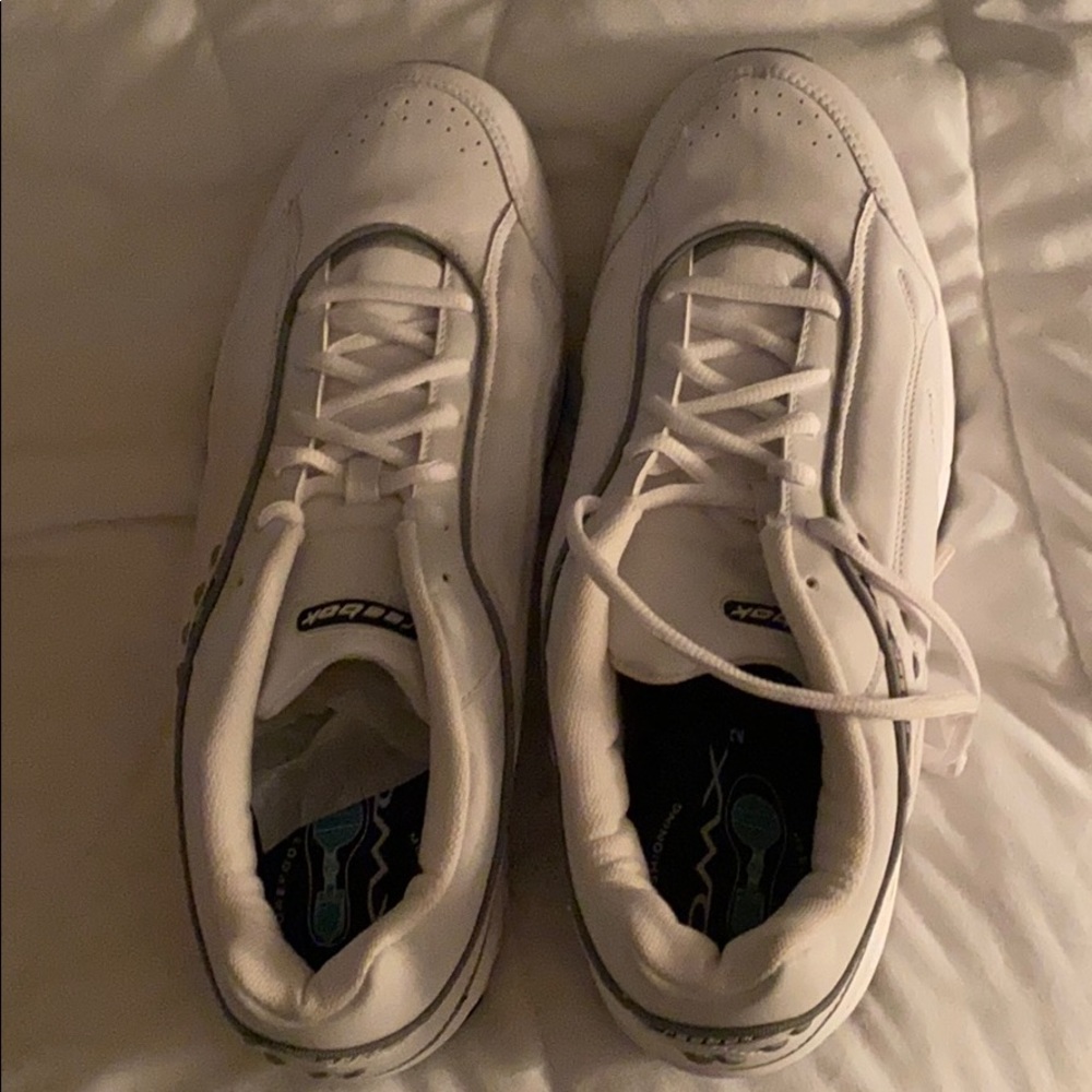 Men’s Reebok Walking White Tennis Shoes